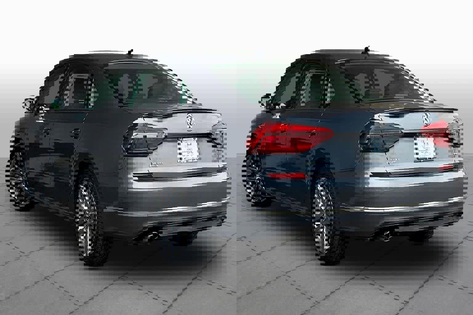 Used 2018 Volkswagen Passat 2.0T R-Line image 12