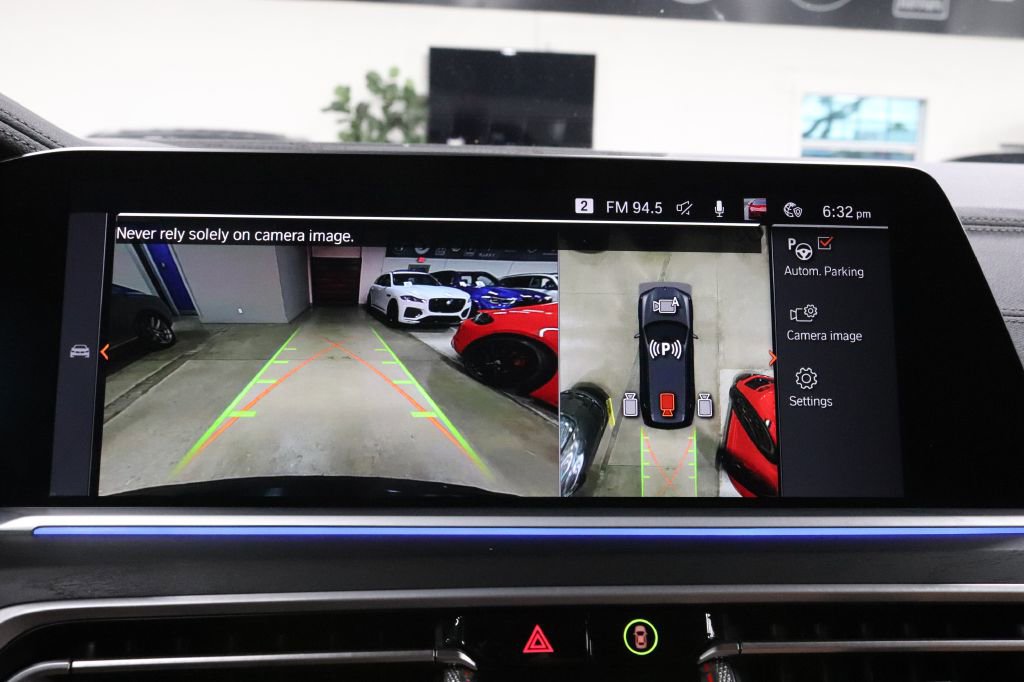 Used 2022 BMW X7 xDrive40i w/ Premium Package image 16