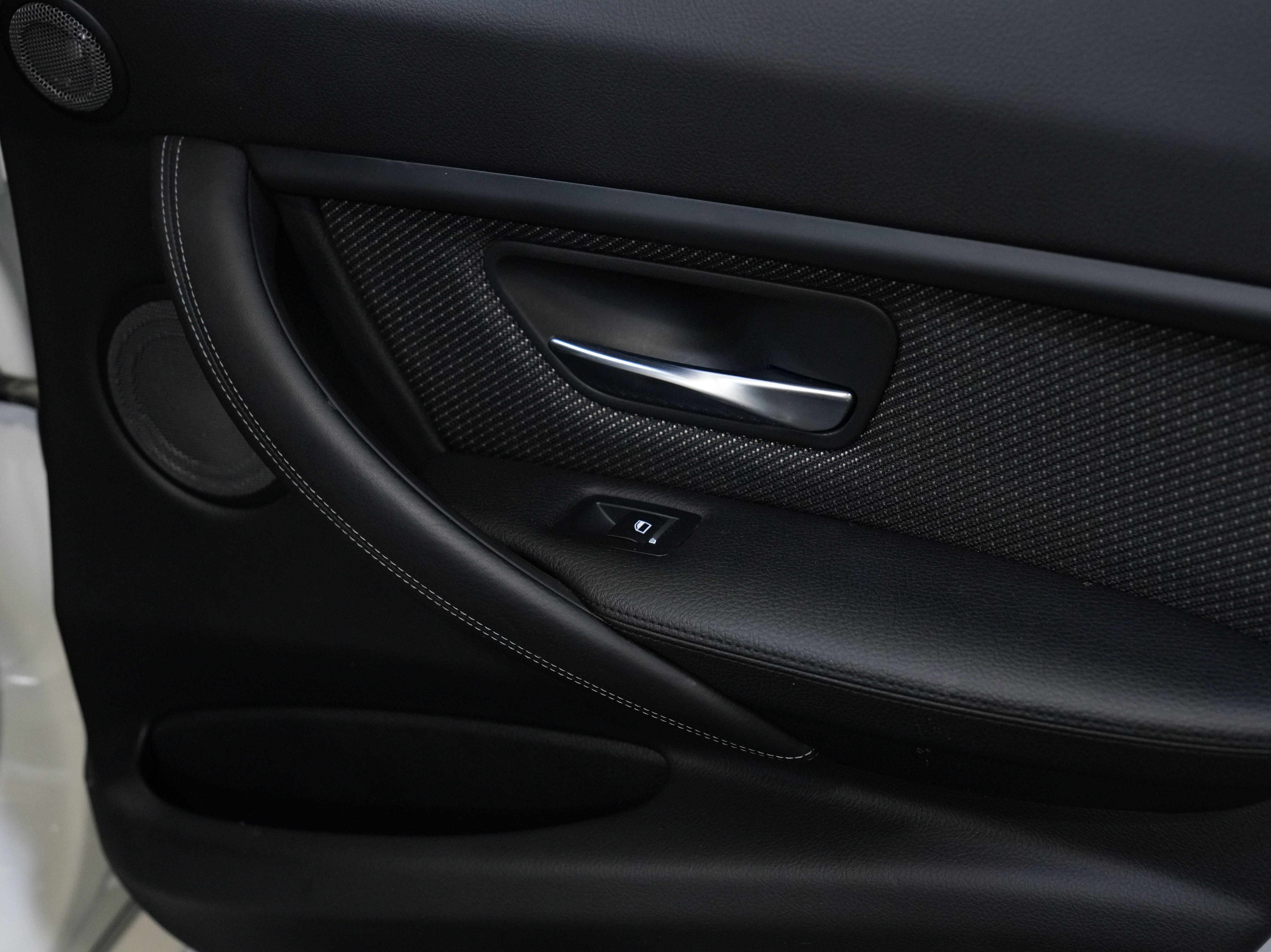 Used 2017 BMW M3 image 29