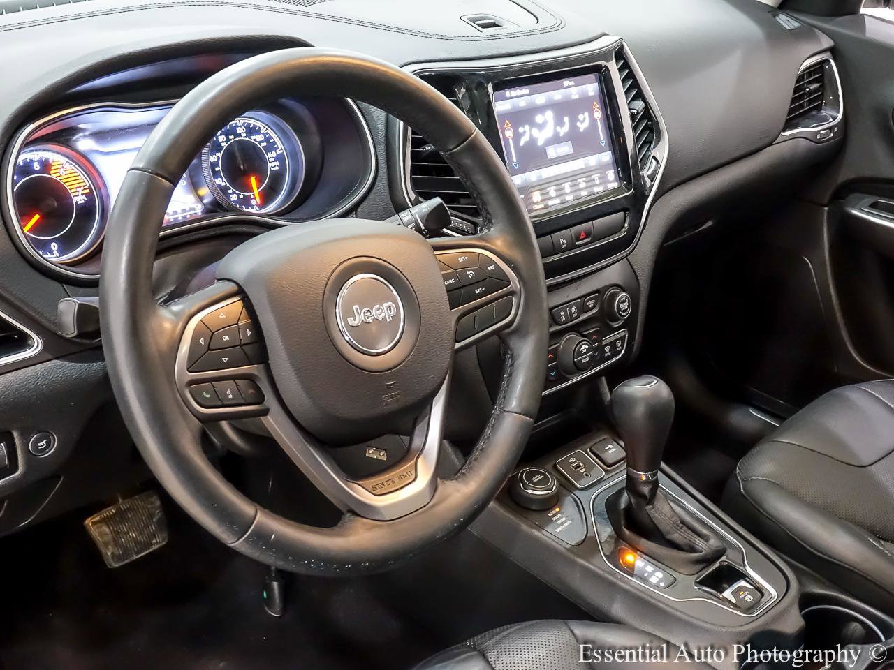 Used 2019 Jeep Cherokee Limited image 15