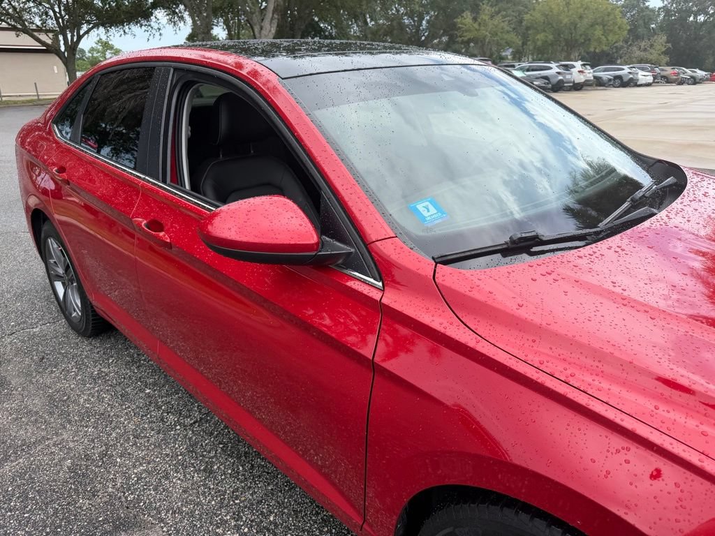 Used 2023 Volkswagen Jetta SE FWD image 14