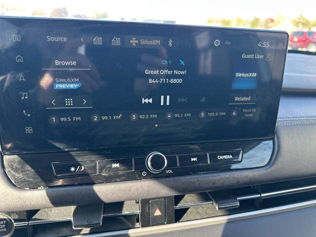 Used 2025 Mitsubishi Outlander AWD image 10