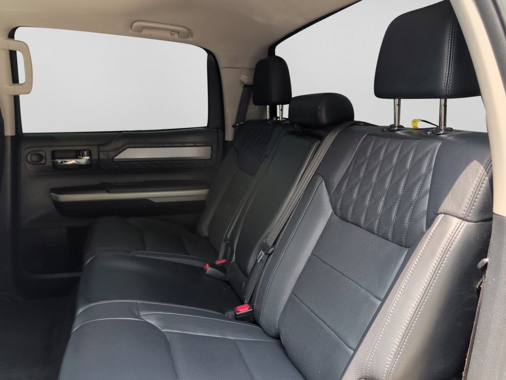 Used 2018 Toyota Tundra Platinum AWD/4WD image 31