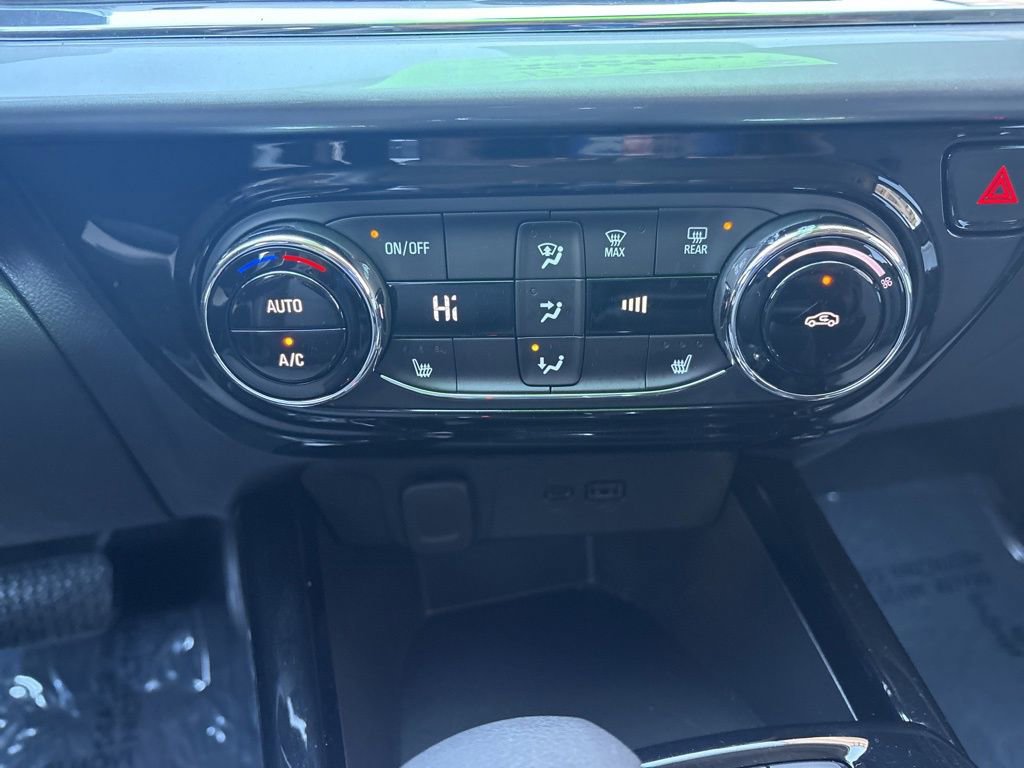 Used 2026 Chevrolet Trax LT w/ Driver Confidence Package image 24