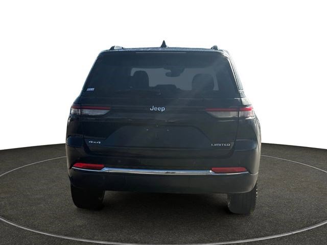 Used 2022 Jeep Grand Cherokee Limited image 4