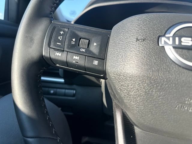 Used 2026 Nissan Rogue SV FWD image 37