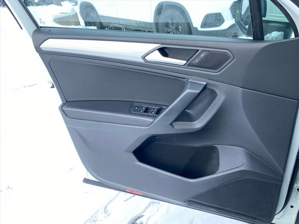 Used 2022 Volkswagen Tiguan S image 21