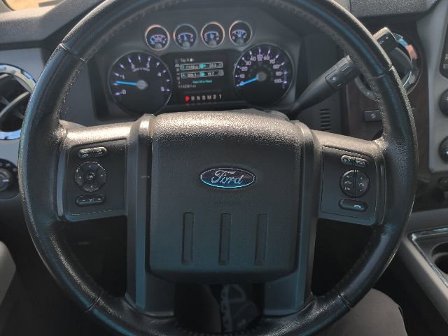 Used 2015 Ford F250 Lariat w/ Lariat Ultimate Package AWD/4WD image 16