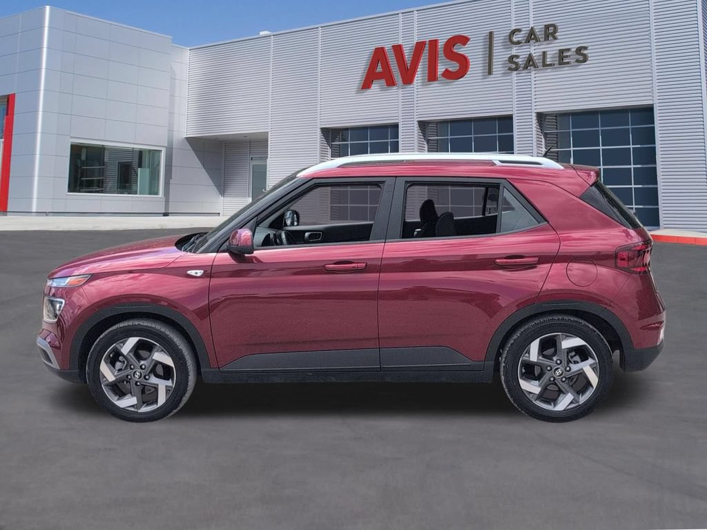 Used 2025 Hyundai Venue SEL FWD image 10