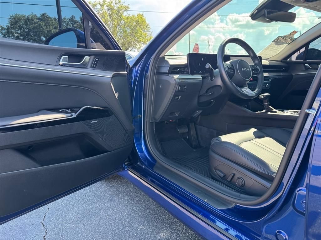 Used 2025 Kia K5 EX FWD image 14