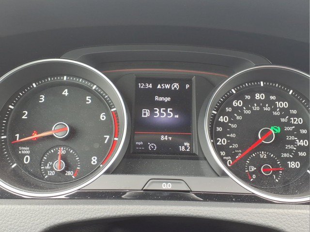 Used 2019 Volkswagen GTI SE FWD image 22