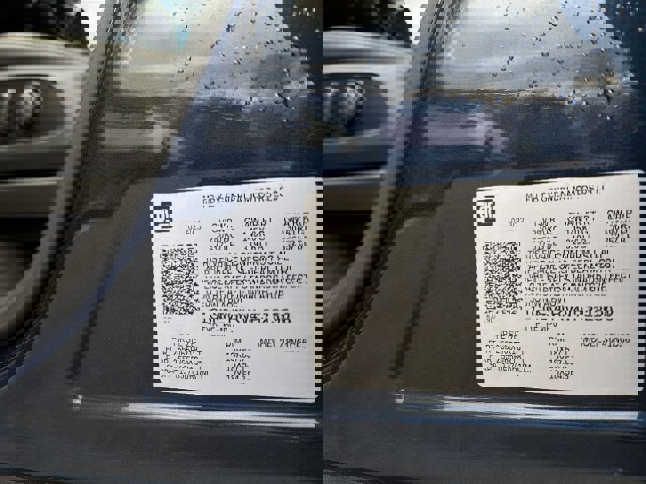 Used 2023 Chevrolet Traverse LT image 26