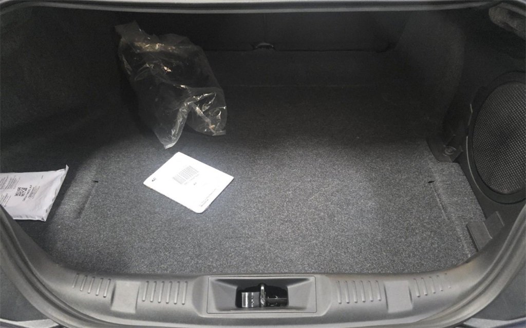 Used 2025 Ford Mustang Dark Horse image 12