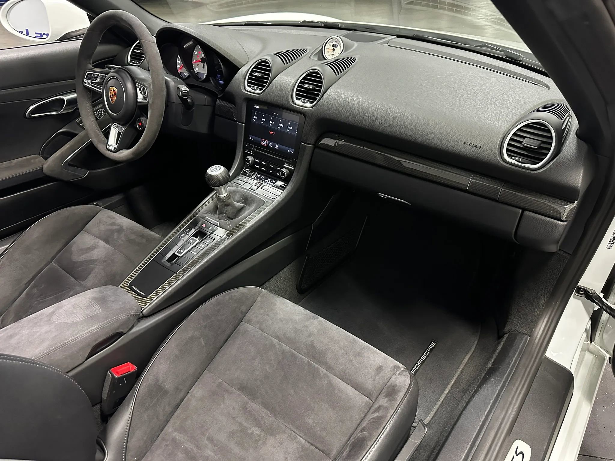 Used 2018 Porsche 718 Boxster GTS RWD image 16