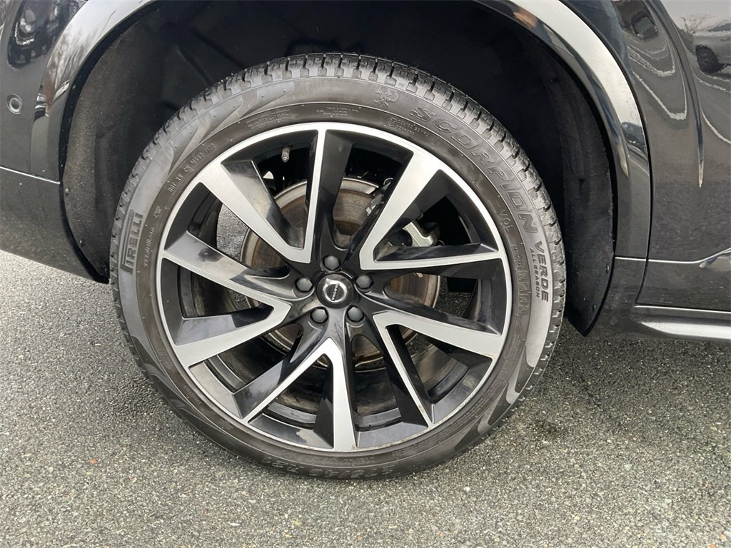 Used 2023 Volvo XC90 B6 Plus w/ Protection Package image 16