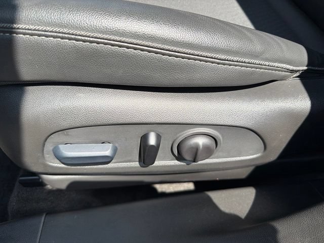 Used 2023 Buick Encore GX Preferred w/ Cold Weather Comfort Package AWD/4WD image 10