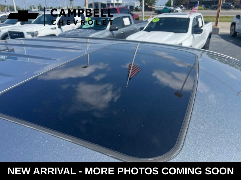 Used 2024 GMC Canyon AT4X AWD/4WD image 9