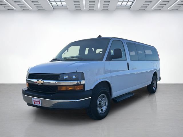 Used 2023 Chevrolet Express 3500 LT w/ LT Preferred Equipment Group RWD image 8