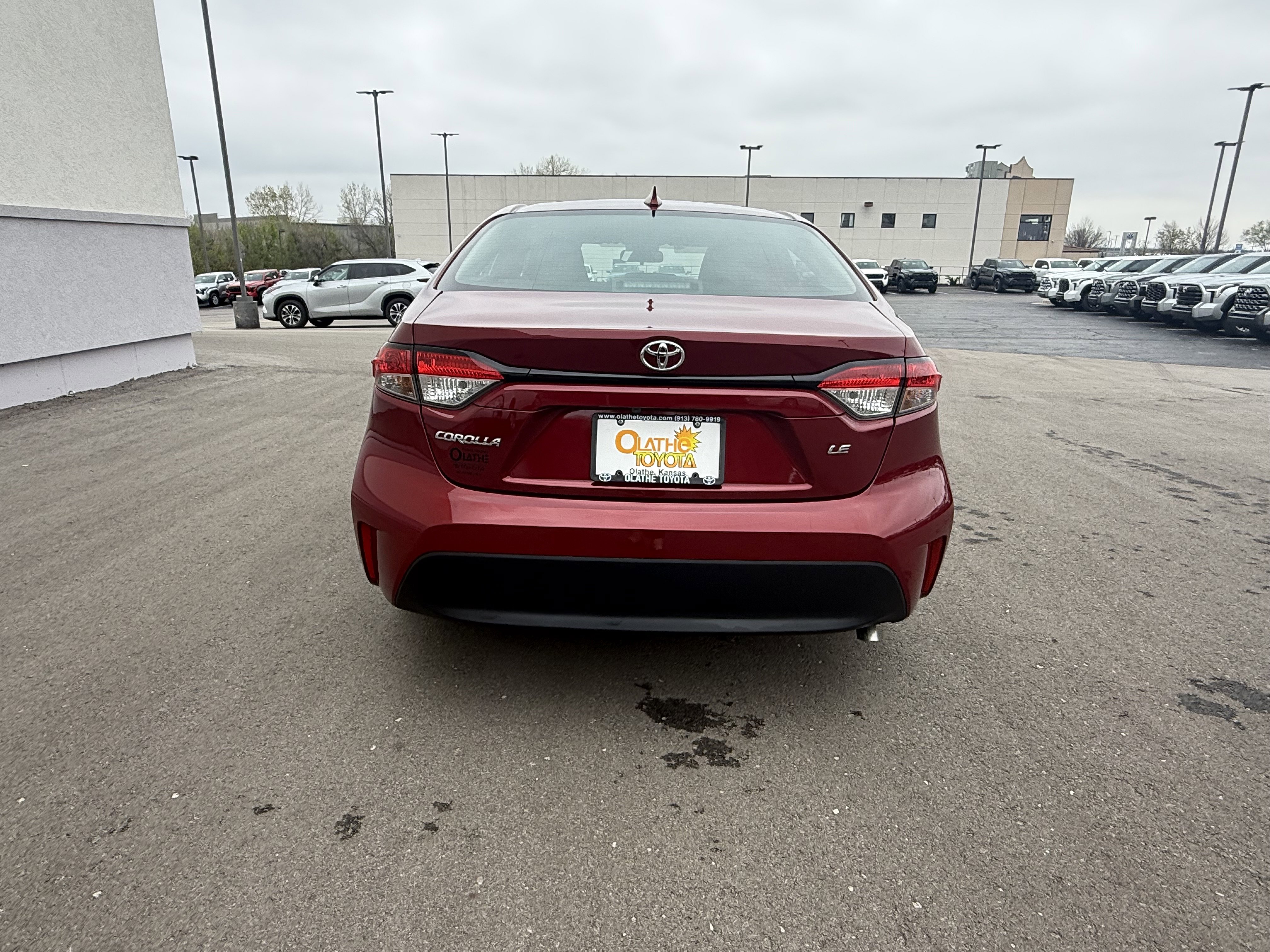 Certified 2025 Toyota Corolla LE w/ Convenience Package image 4