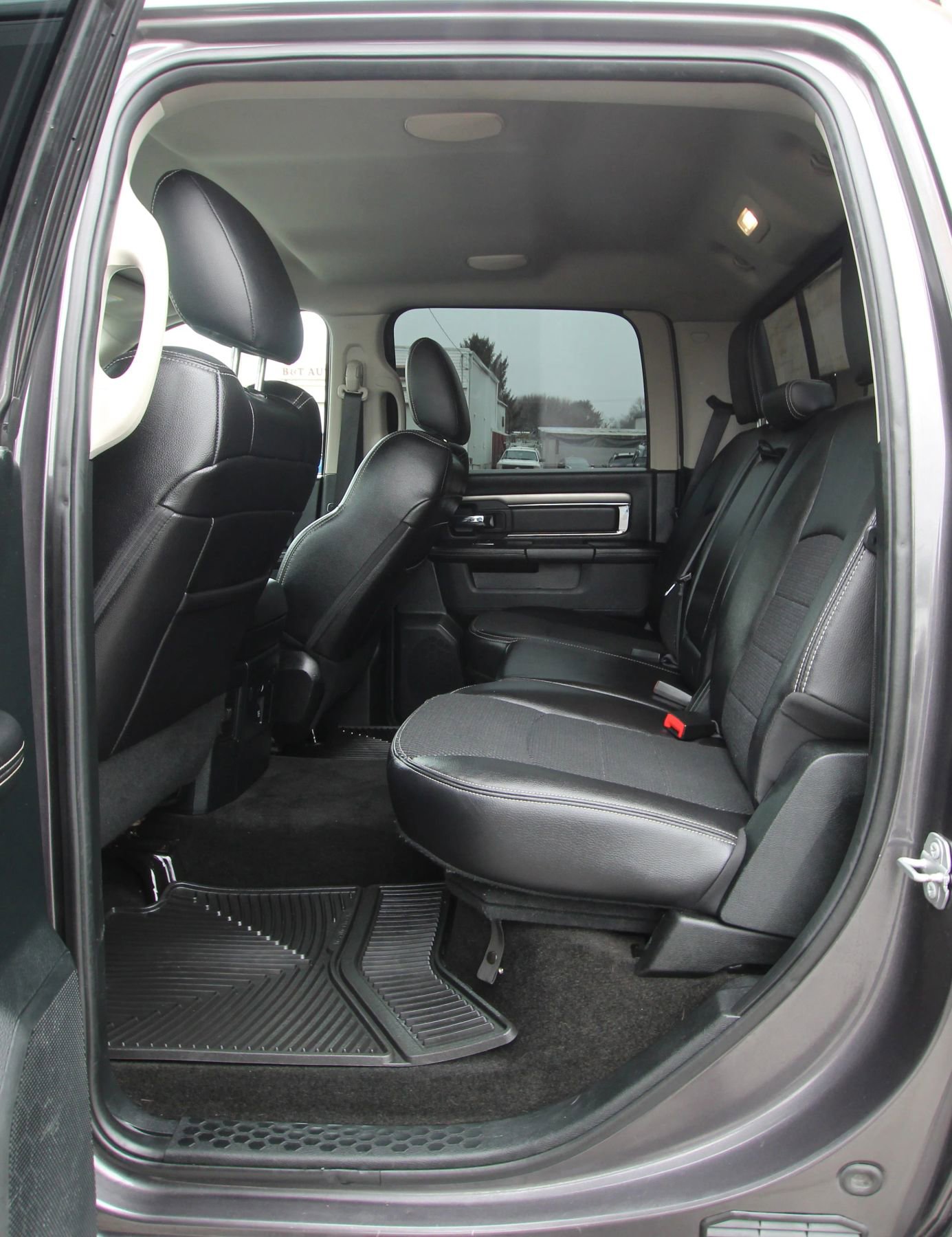 Used 2017 RAM 1500 Sport w/ Sport Premium Group image 11