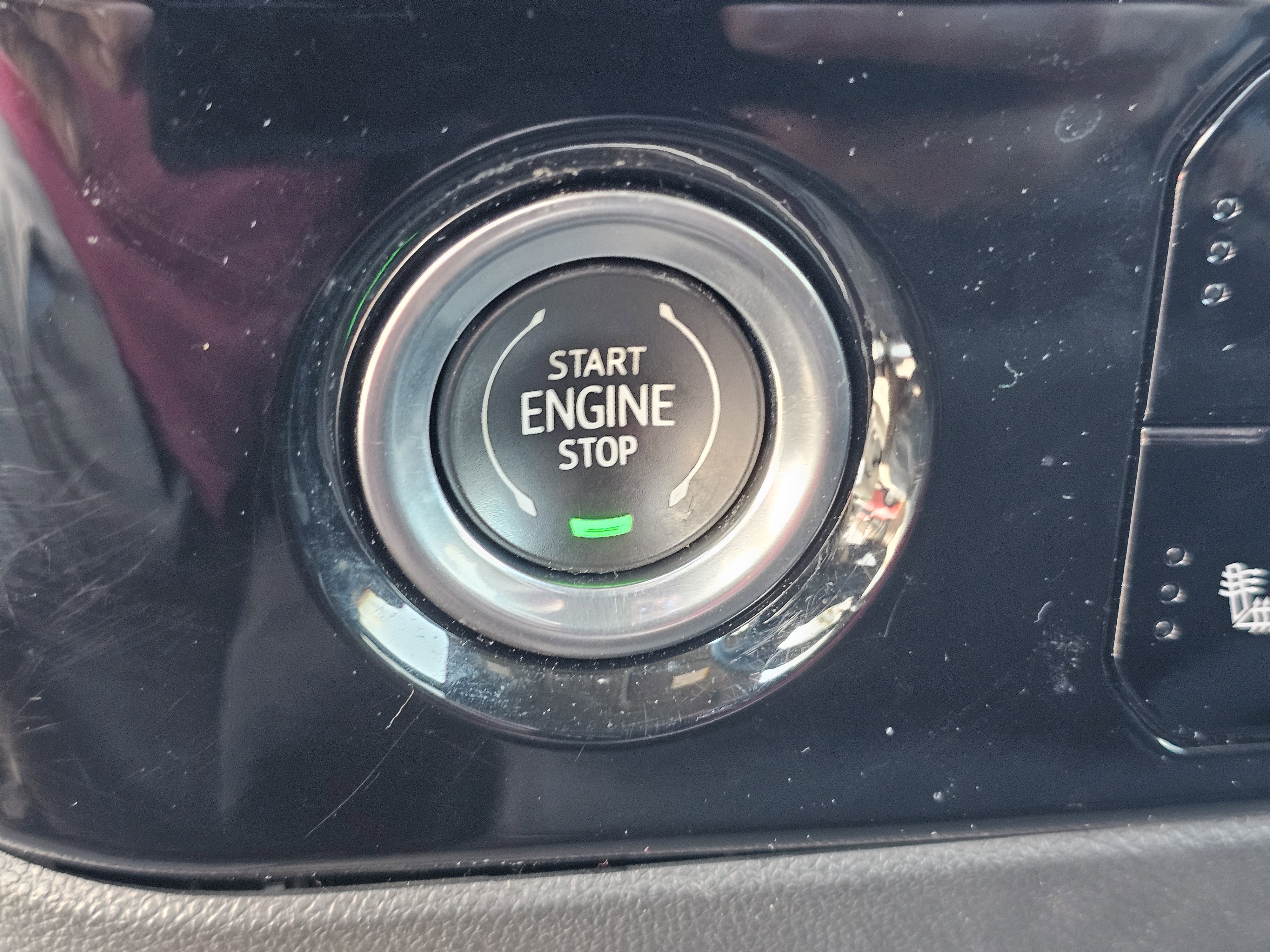 Used 2024 Chevrolet Silverado 1500 LT AWD/4WD image 24