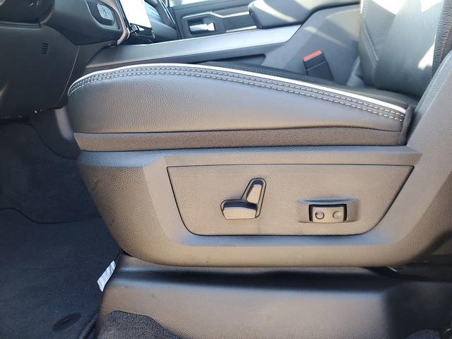 New 2026 RAM 3500 Laramie AWD/4WD image 17