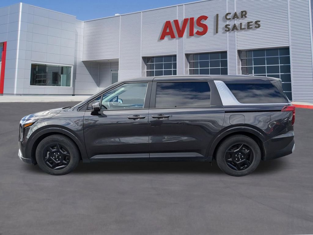 Used 2025 Kia Carnival image 10