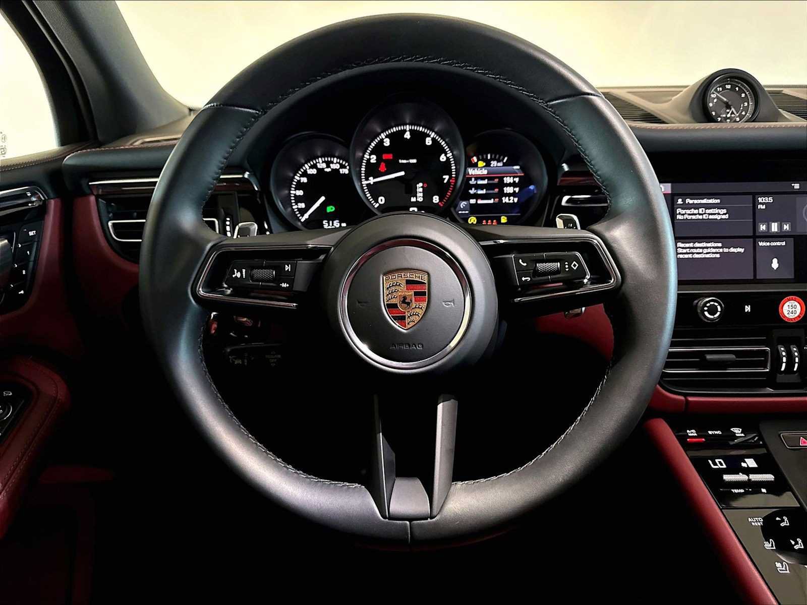 Used 2026 Porsche Macan AWD/4WD image 19