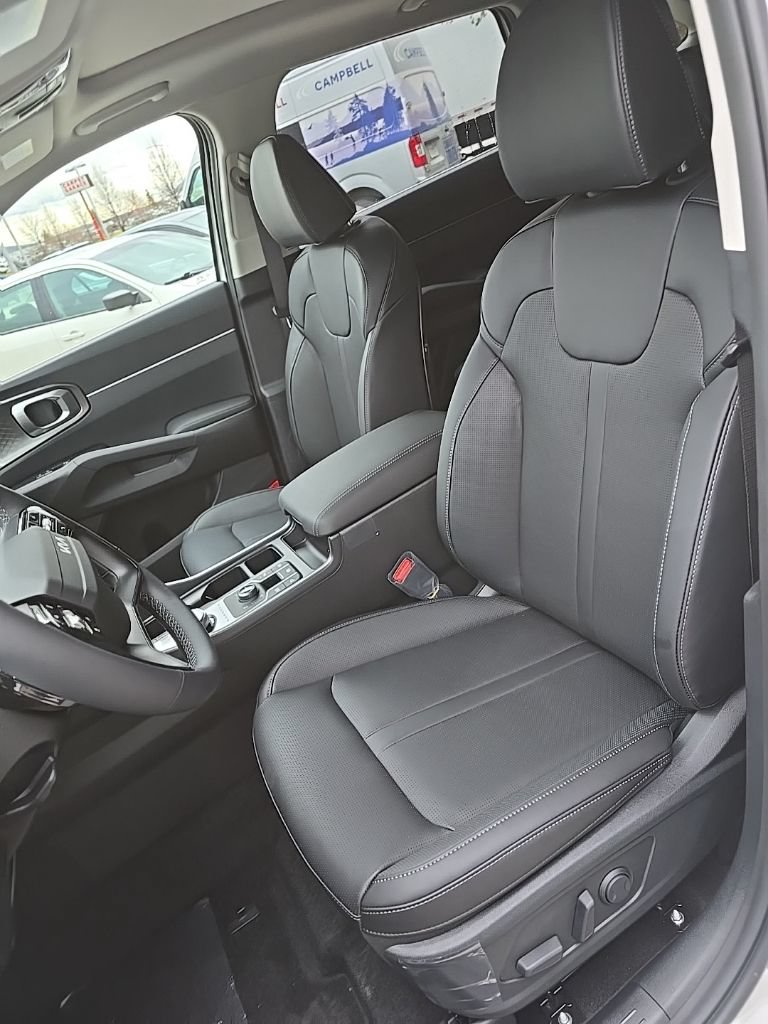 New 2026 Kia Sorento EX w/ EX Premium Package AWD/4WD image 15