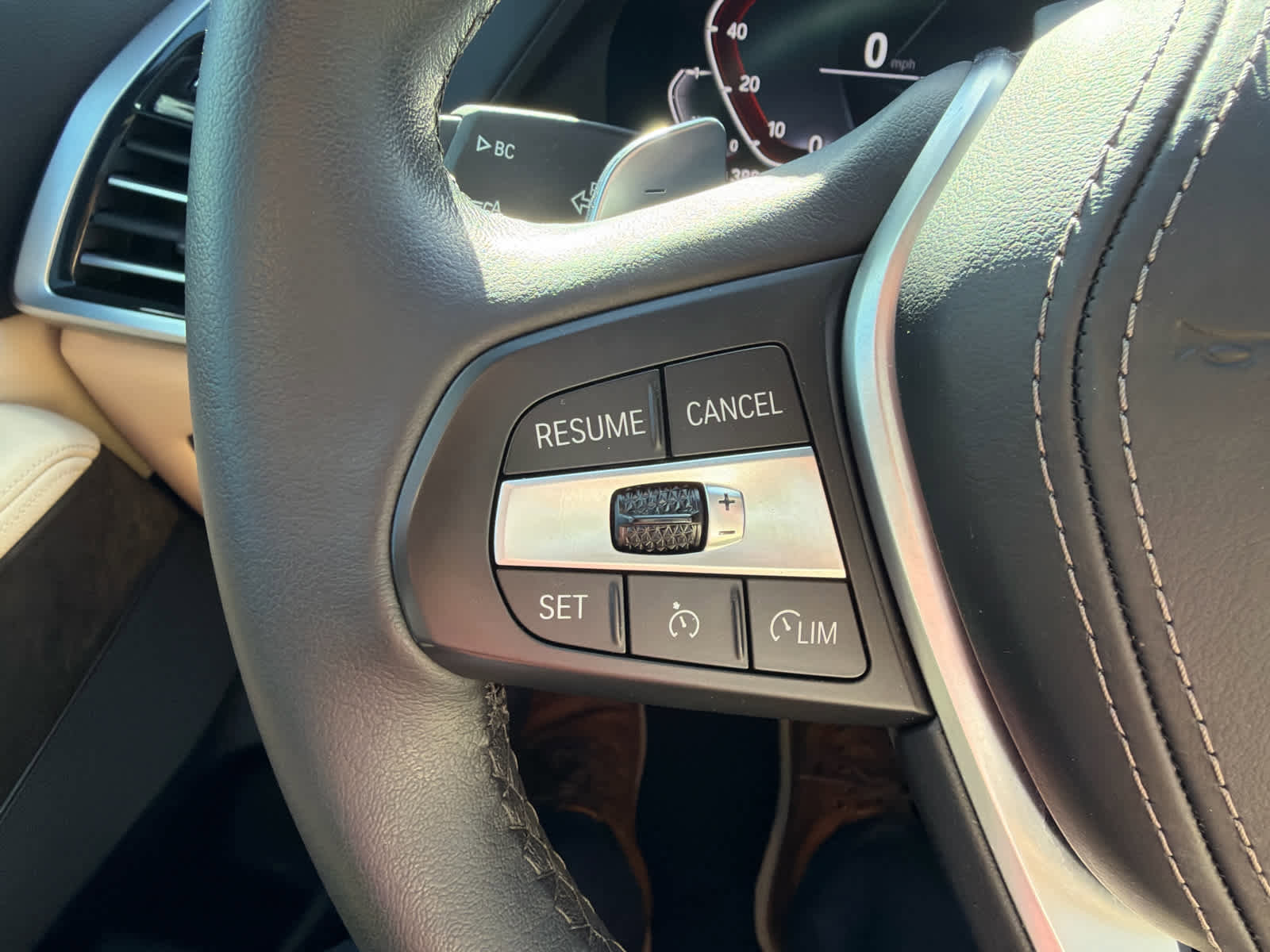 Used 2022 BMW X5 xDrive45e w/ Premium Package image 37