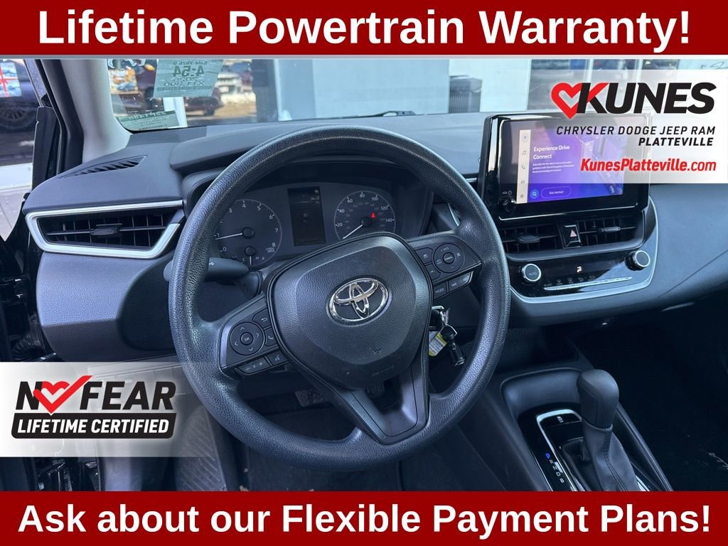 Used 2025 Toyota Corolla LE image 14