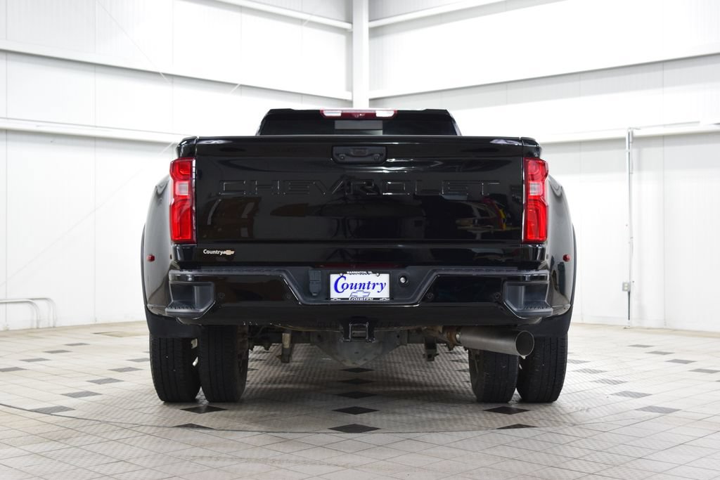 Used 2024 Chevrolet Silverado 3500 High Country w/ High Country Premium Package AWD/4WD image 7