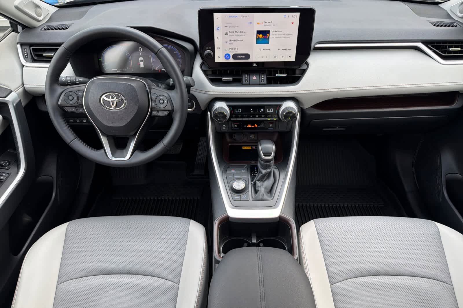 Used 2025 Toyota RAV4 Limited w/ Advanced Technology Package AWD/4WD image 3