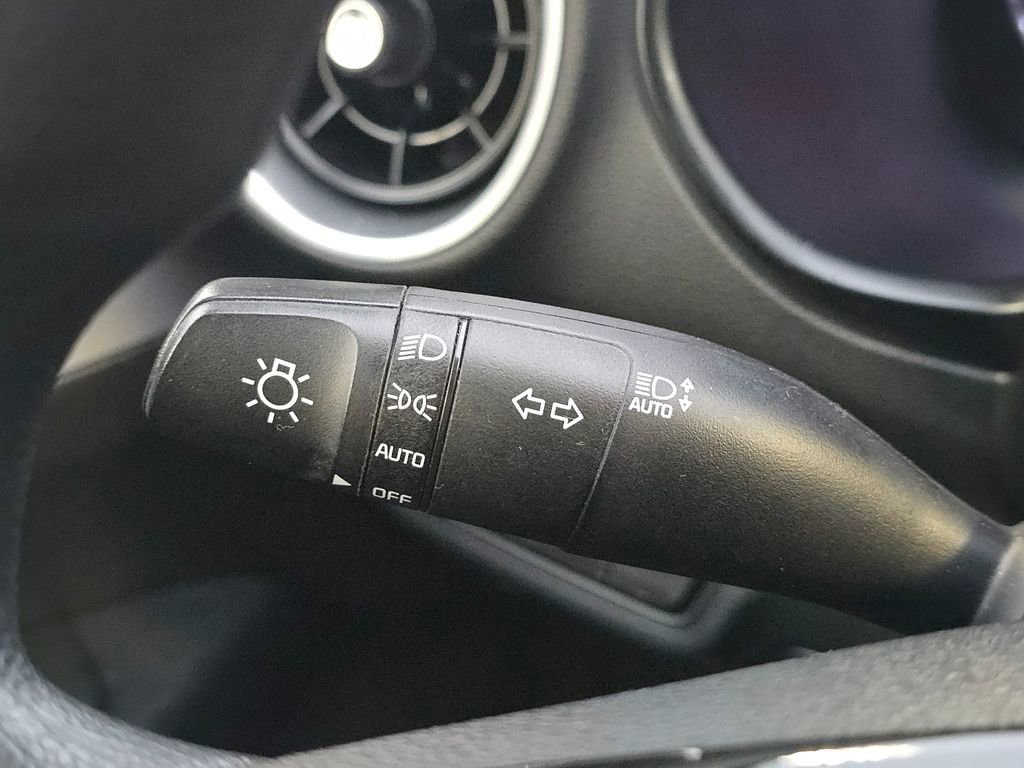 Used 2024 Kia Forte LXS image 29