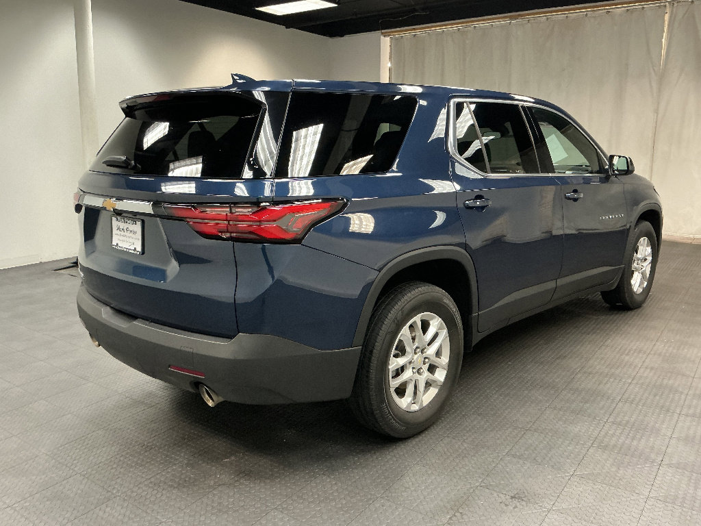 Used 2022 Chevrolet Traverse LS FWD image 6