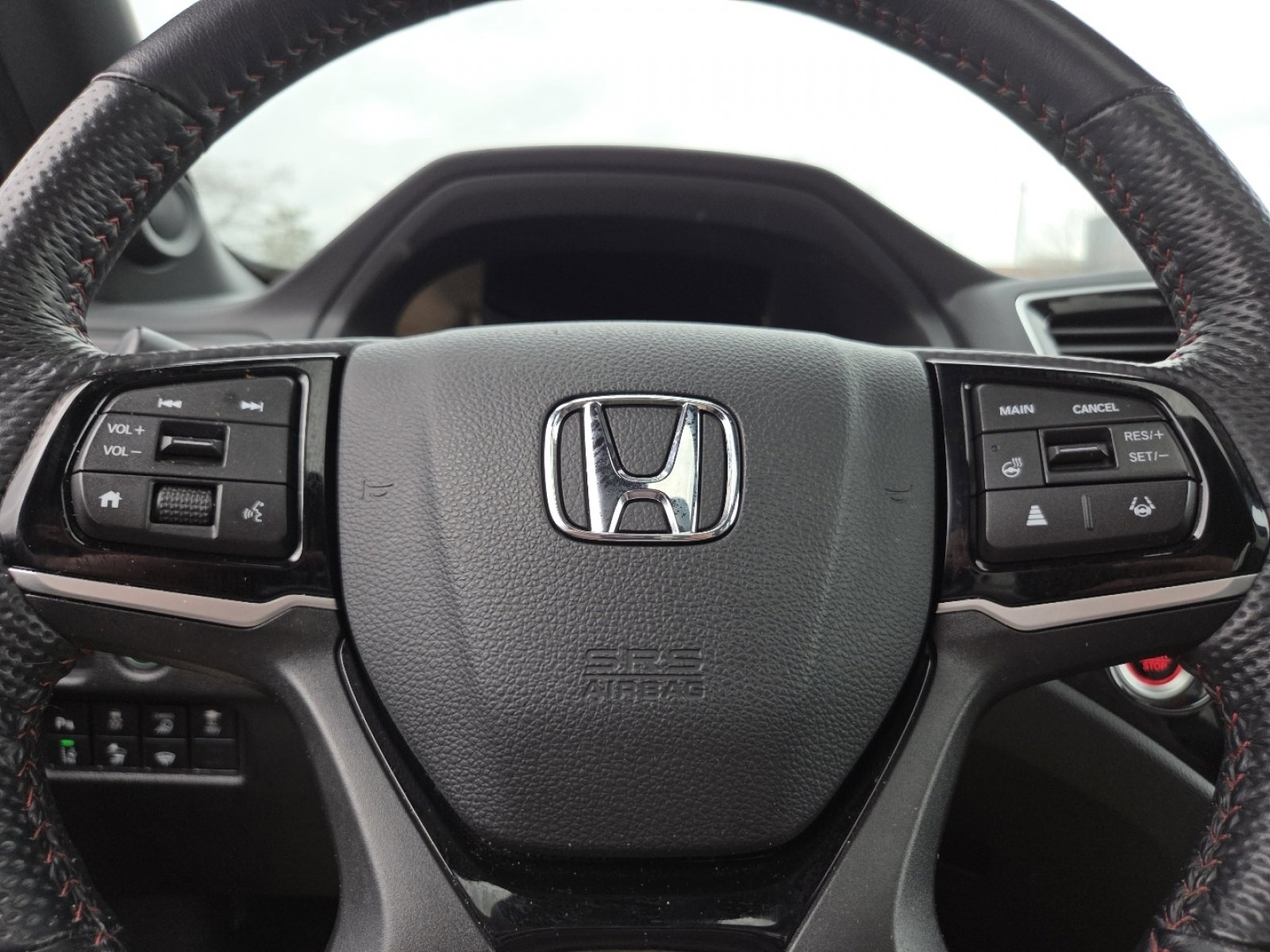 Certified 2024 Honda Ridgeline Black Edition image 31