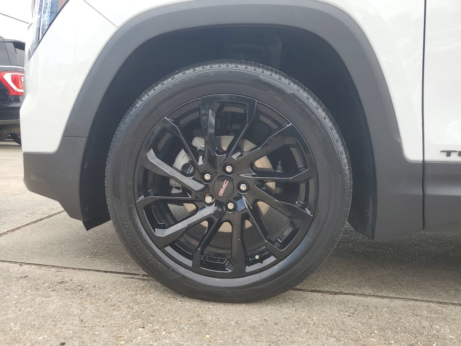 Certified 2024 GMC Terrain SLE w/ Elevation Edition FWD image 8
