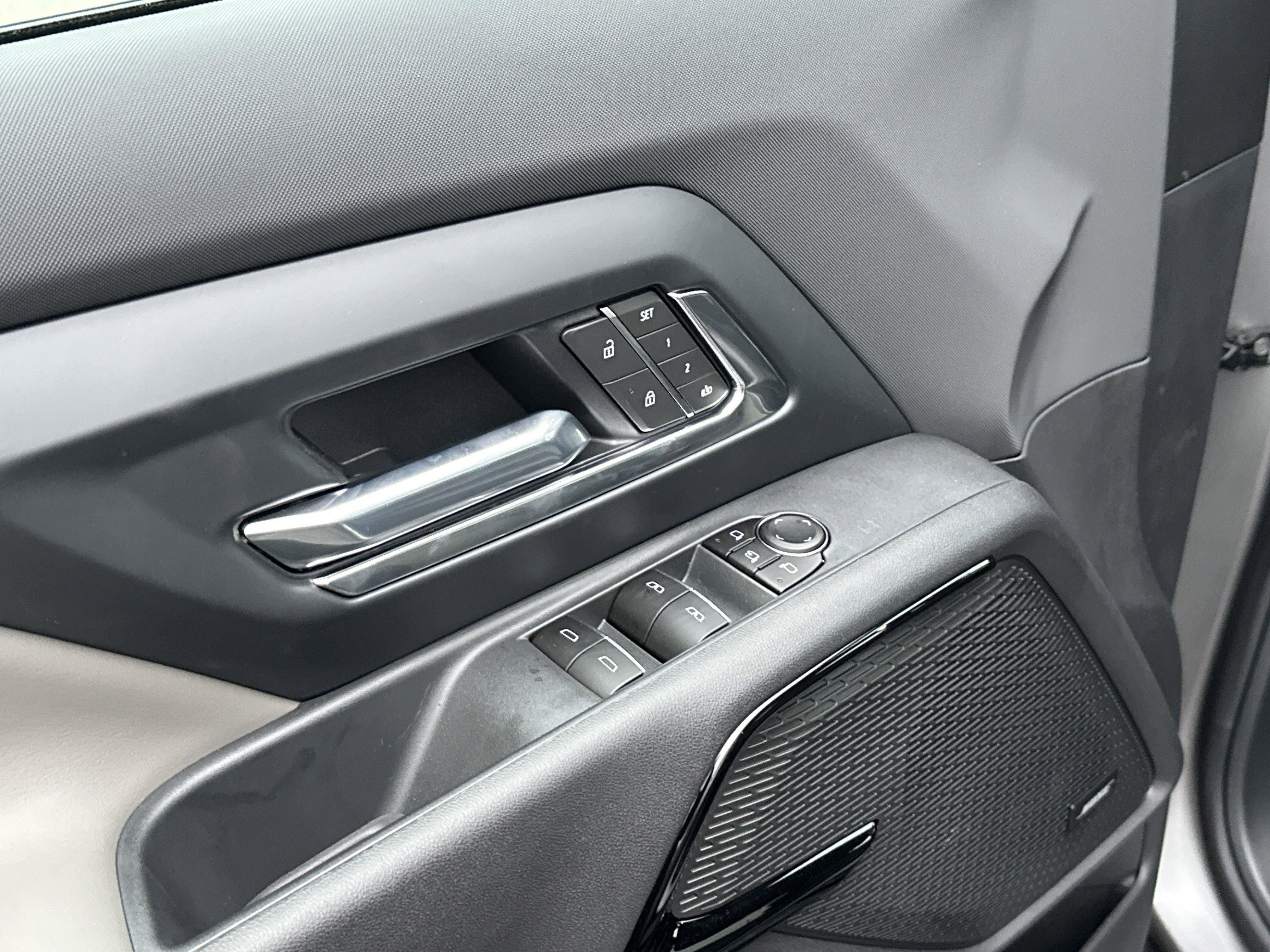 New 2026 Chevrolet Silverado EV Trail Boss w/ Premium Package image 15