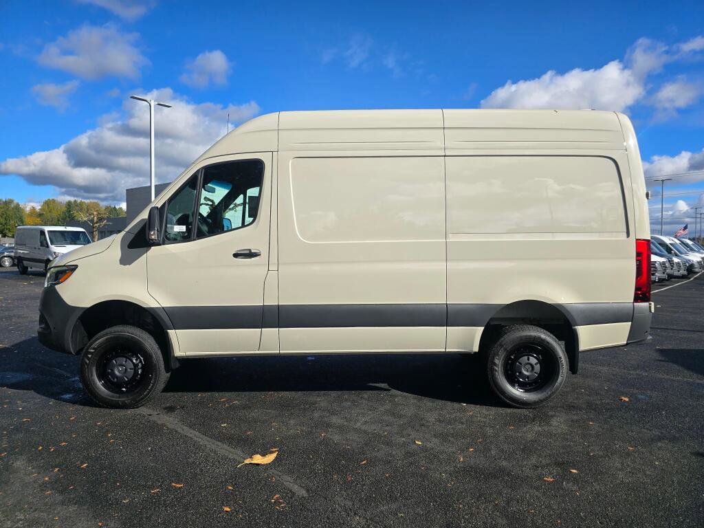 New 2026 Mercedes-Benz Sprinter 144 Cargo image 3
