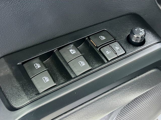 Used 2023 Toyota Tacoma SR AWD/4WD image 18