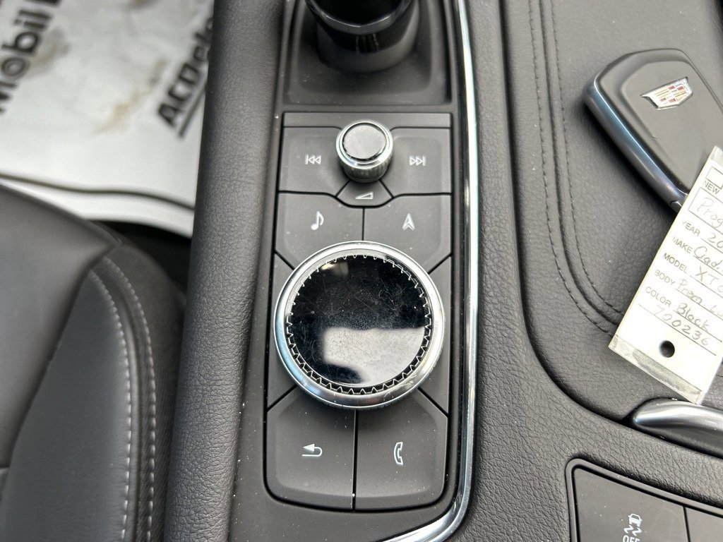 Used 2024 Cadillac XT6 Premium Luxury image 23