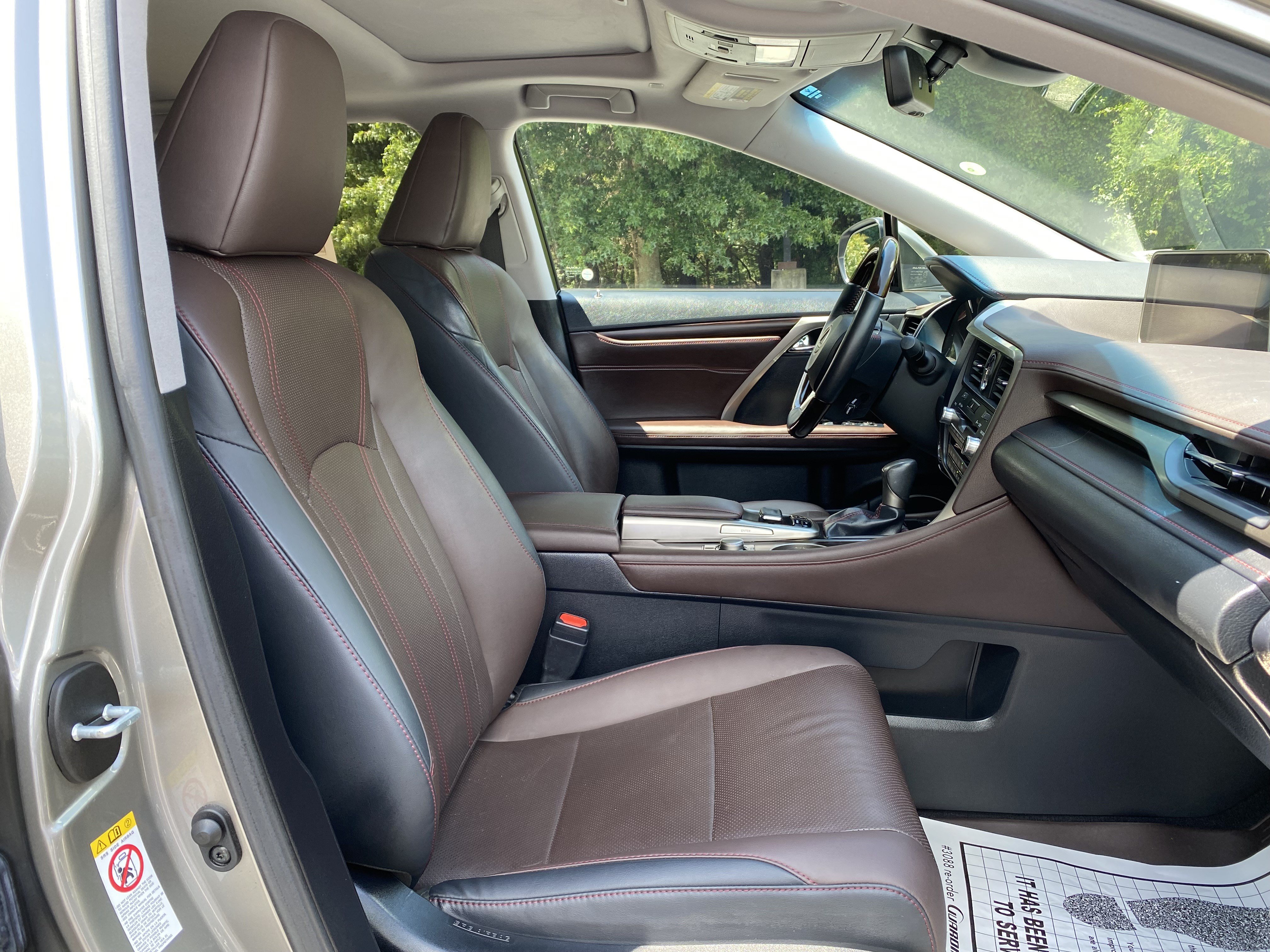 Used 2019 Lexus RX 350L FWD image 34