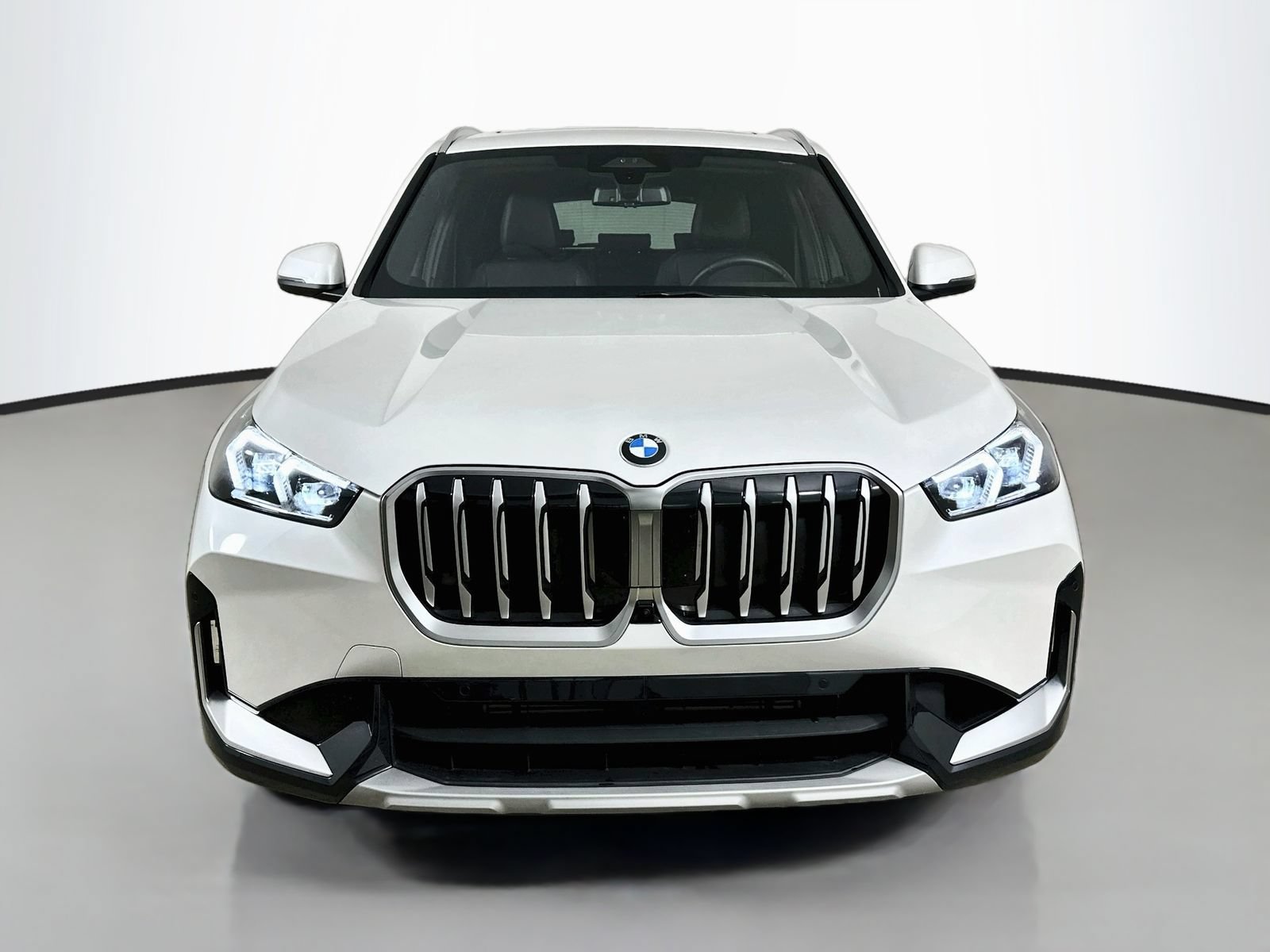 Used 2026 BMW X1 xDrive28i w/ Technology Package AWD/4WD image 2