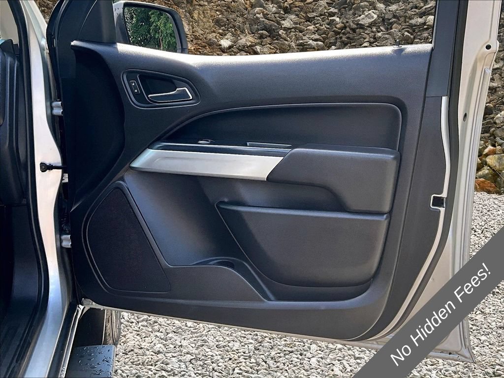 Used 2018 Chevrolet Colorado LT w/ LT Convenience Package AWD/4WD image 16