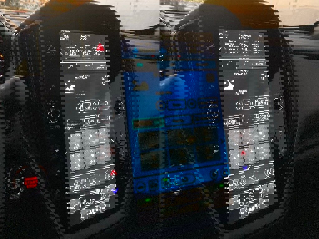 Used 2024 Subaru Crosstrek 2.5i Wilderness image 22