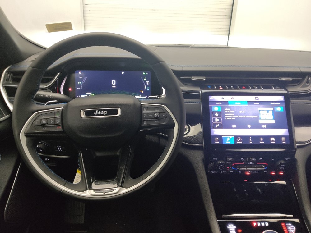 Used 2022 Jeep Grand Cherokee Trailhawk image 22