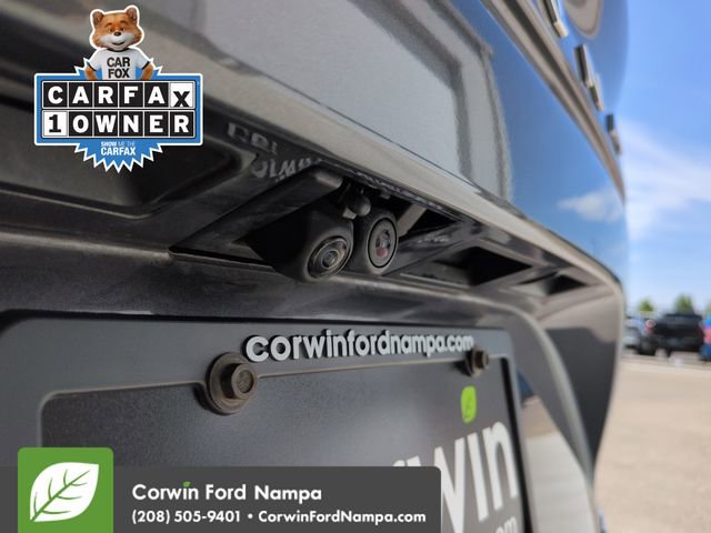 Used 2025 Toyota Sienna Platinum AWD/4WD image 30