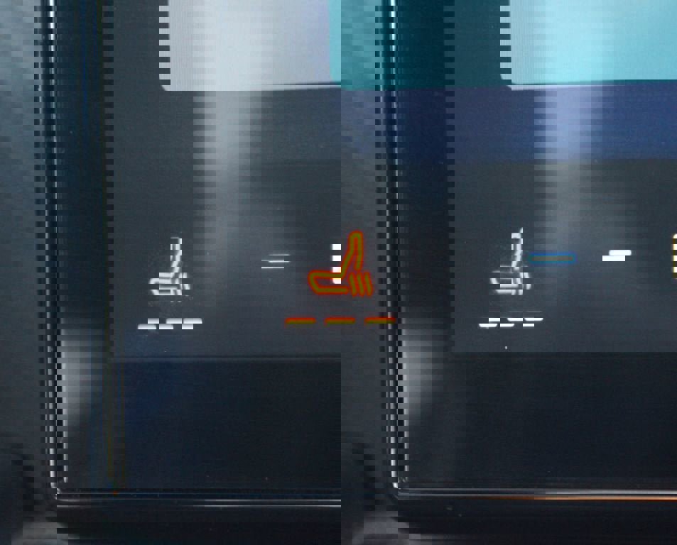 Used 2024 Ford Mustang Premium image 7