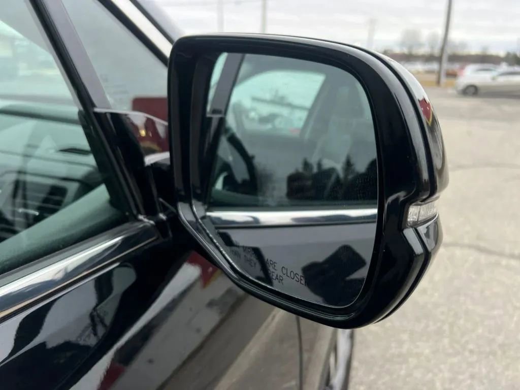 Used 2017 Honda Pilot Elite image 36