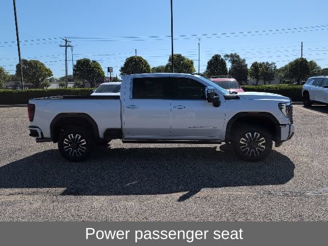 Used 2024 GMC Sierra 2500 Denali Ultimate w/ Max Trailering Package AWD/4WD image 18